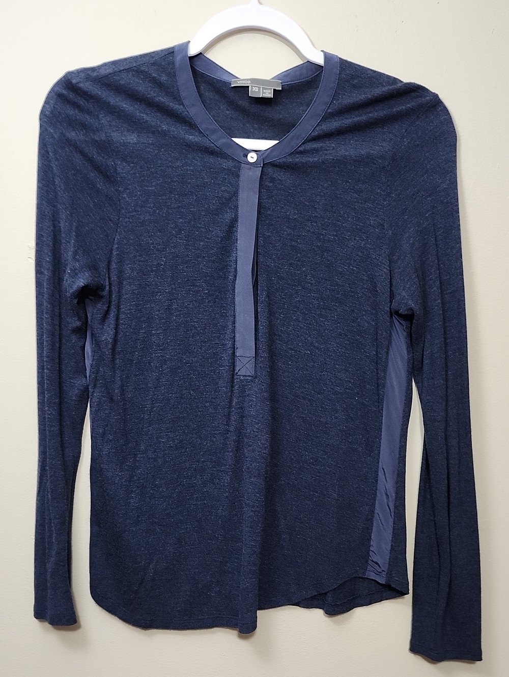 Vince Navy Blue Long Sleeve Slub Knit Henley Shirt Satin Trim XS Loungewear Lux